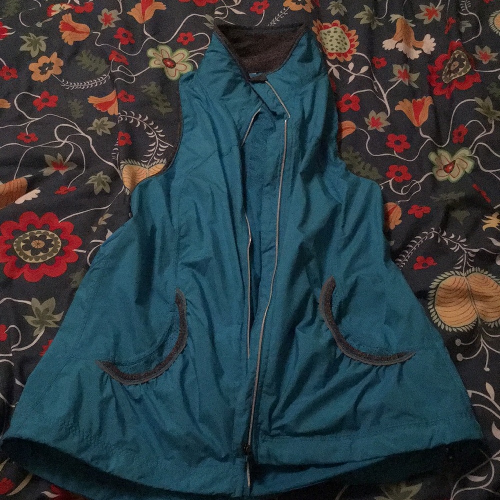 Lululemon running vest